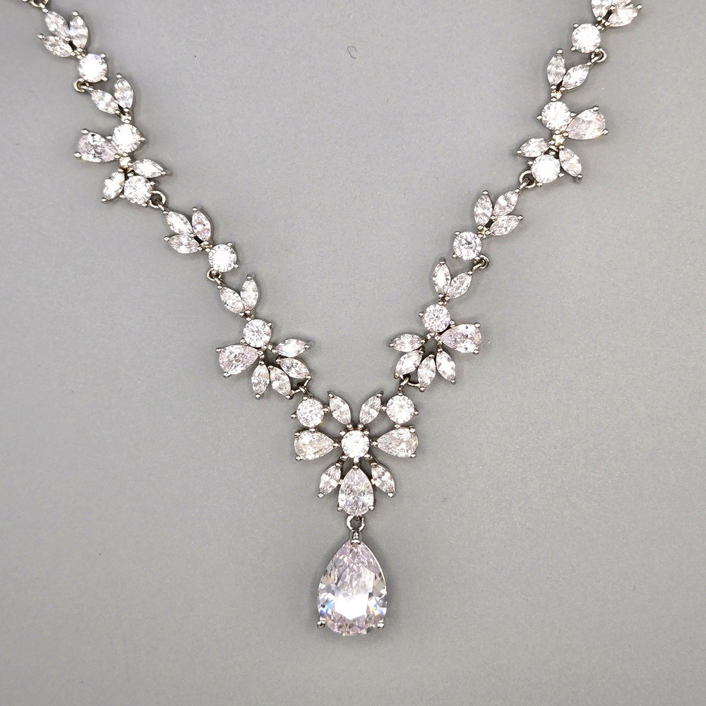Silver Tone Crystal Necklace Floral Bridal Statement Pear Drop Pendant Clear